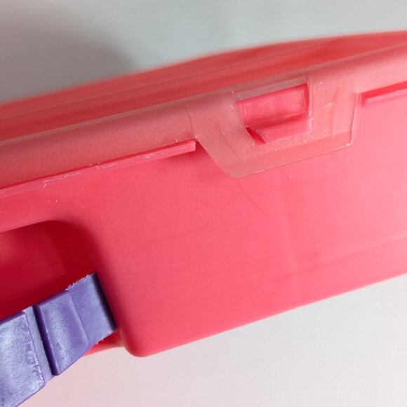 Hot pink plastic small parts organizer storage box, beads sorting craft storage - Picture 5 of 8